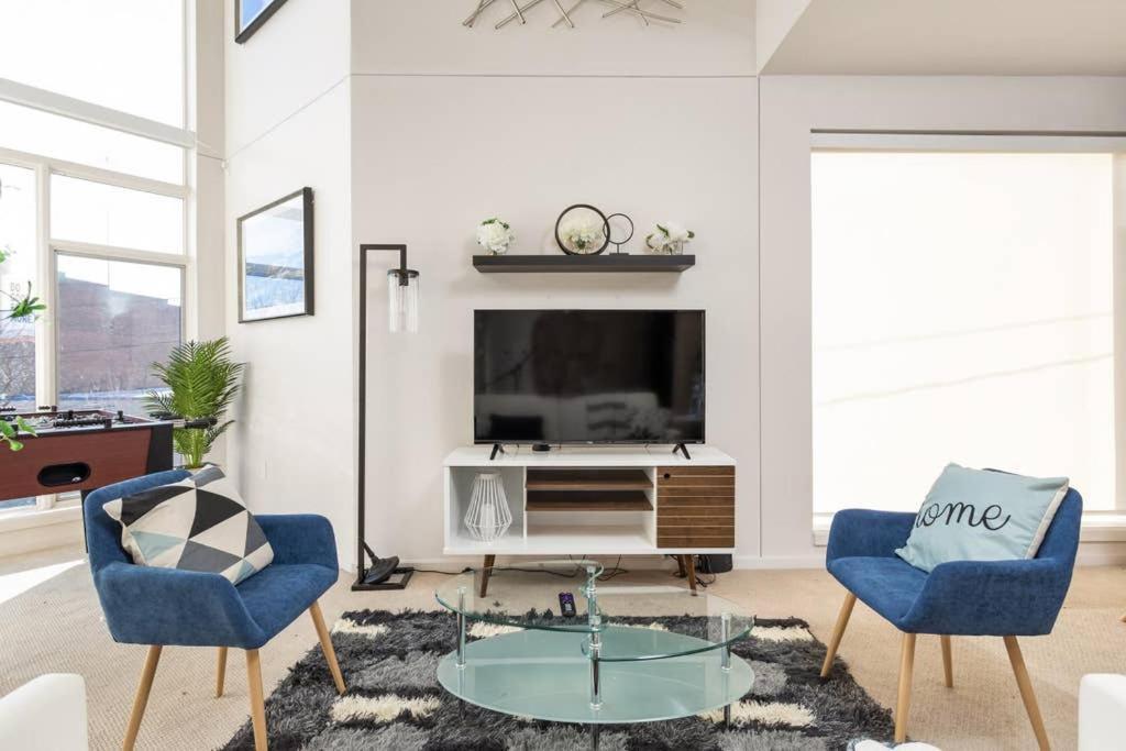 Upscale 3Br Penthouse By Cozysuites Индианаполис Экстерьер фото