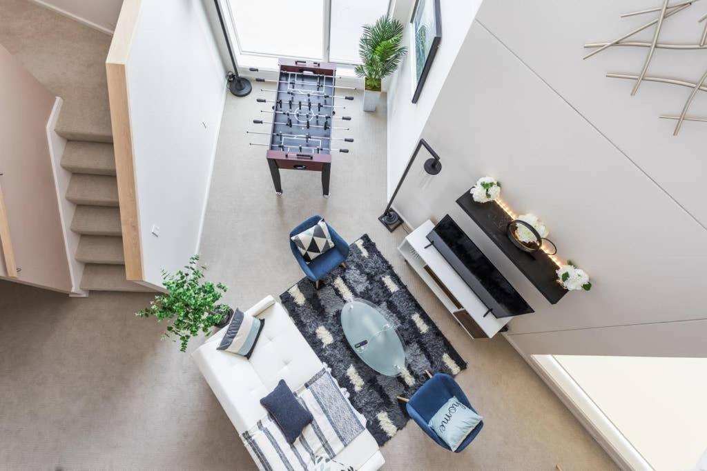 Upscale 3Br Penthouse By Cozysuites Индианаполис Экстерьер фото